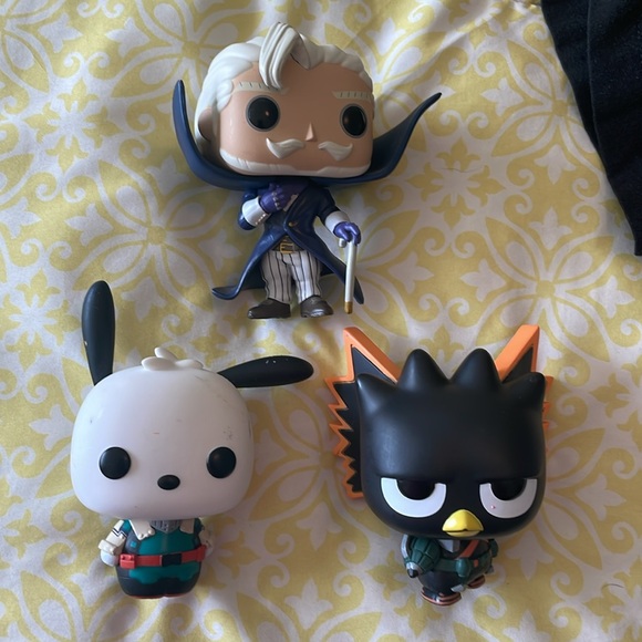 My Hero Academia Anime LOT: 2 Youth Large Tees and 3 Figures! One Low Price! - Picture 3 of 13